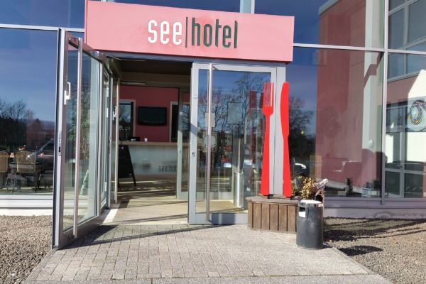 Seehotel (Kell am See)